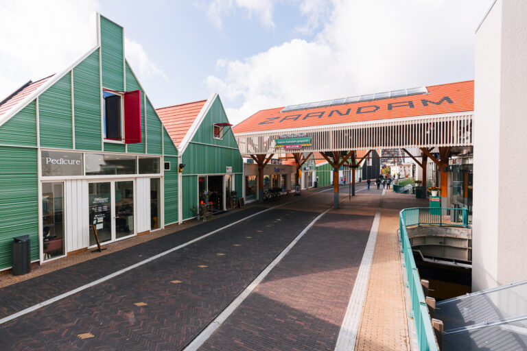 Nieuw station Zaandam officieel geopend